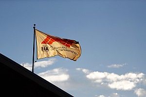 В июне в Формуле 1 начнут массово увольнять людей