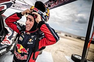 Dakar, Peterhansel perde tempo su una duna: "Errore da principiante, ma posso rimontare"