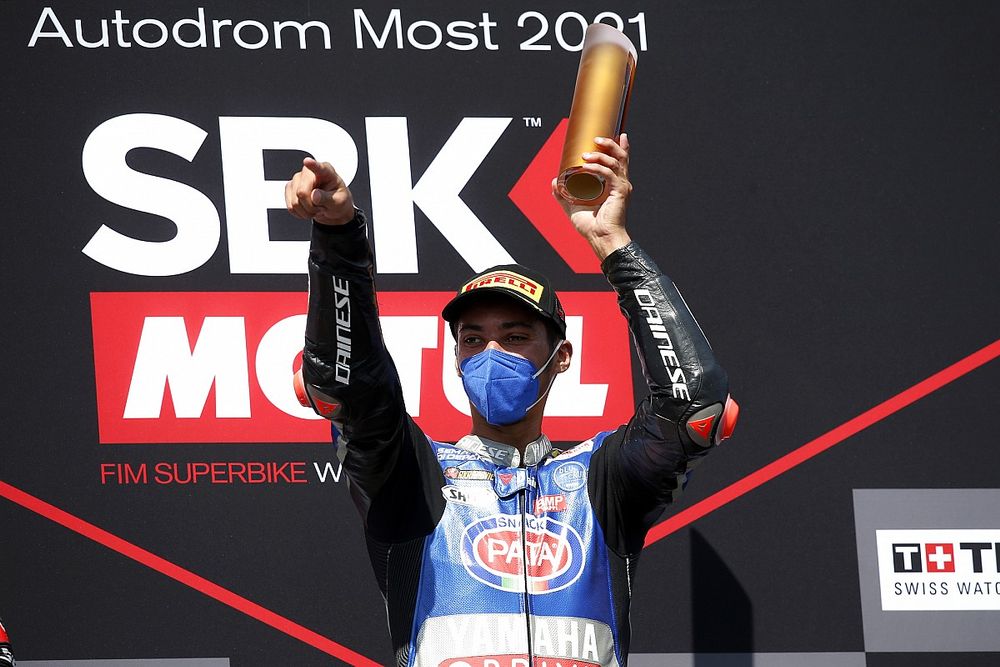 WSBK Most: Toprak harika atağıyla kazandı, Rea yarış dışı kaldı!