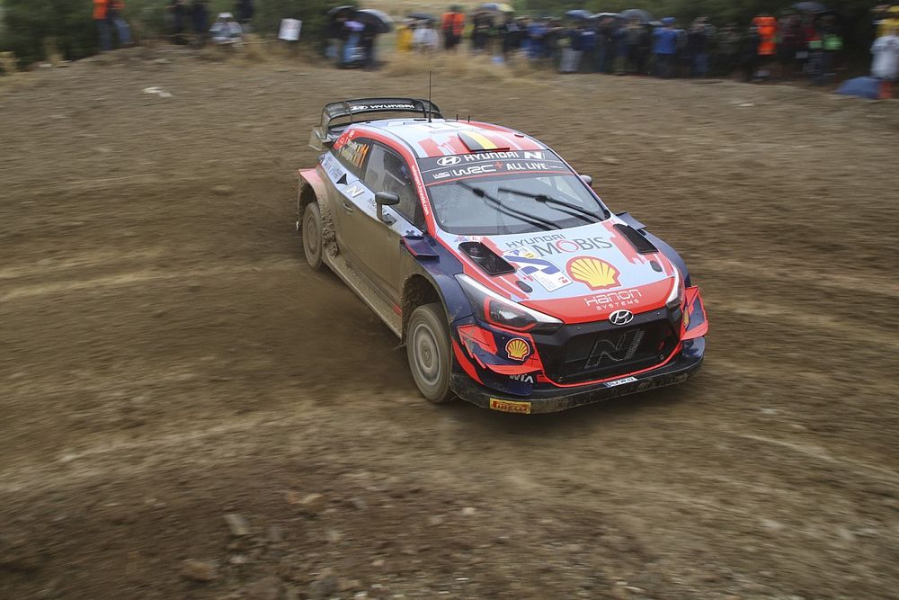WRC, Rally Acropoli, PS14: Neuville sale nono