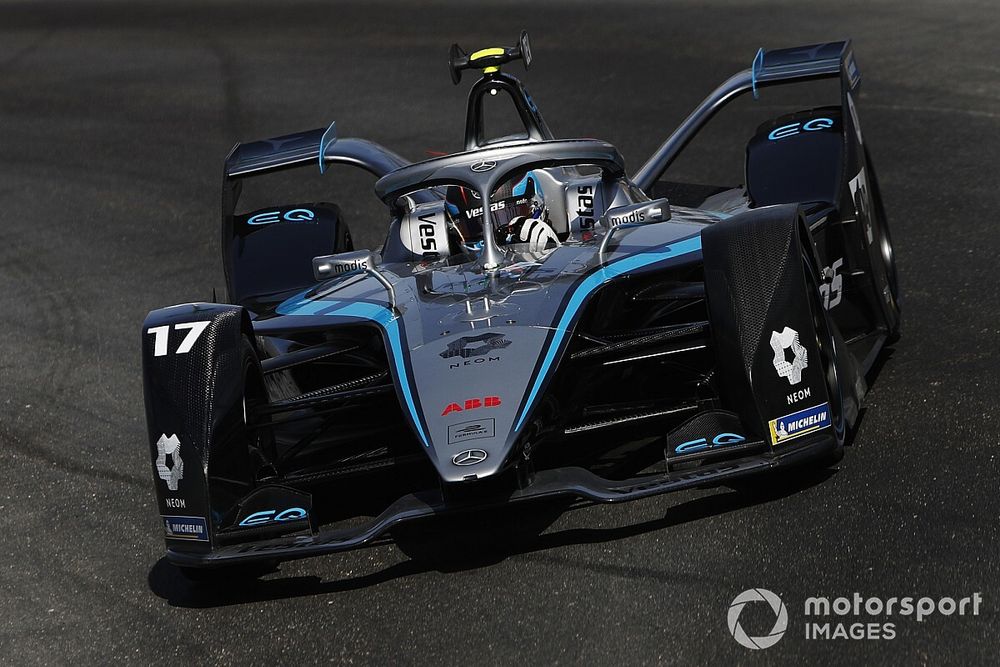 Mercedes awaiting "clarification" before committing to Gen3