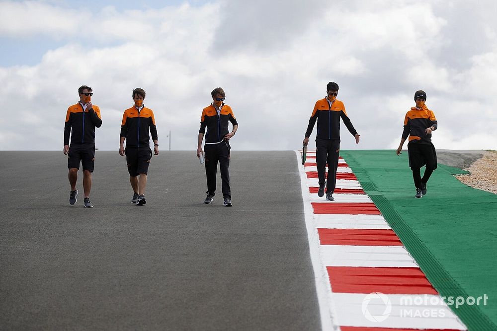 FIA, Portimao'daki pist limitleri konusunda pilotları uyardı