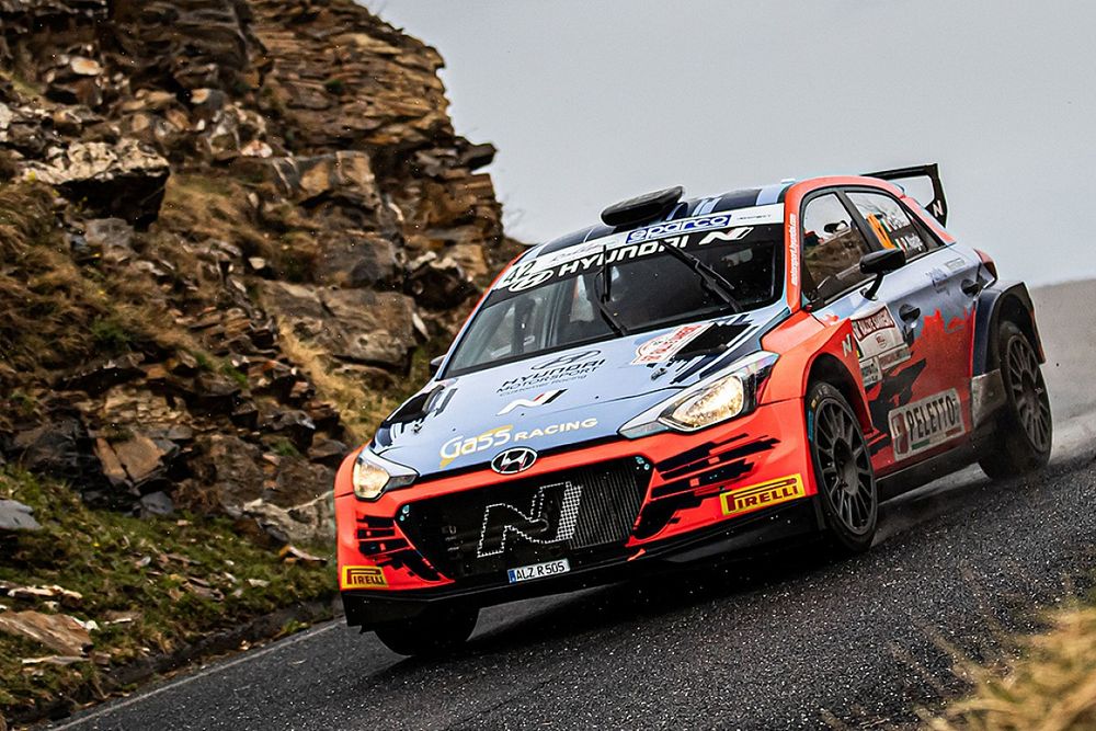 CIR, Rallye Sanremo, PS5-7: Breen vola in testa. Basso fora