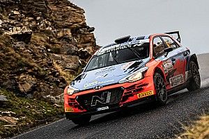 CIR, Rallye Sanremo, PS5-7: Breen vola in testa. Basso fora