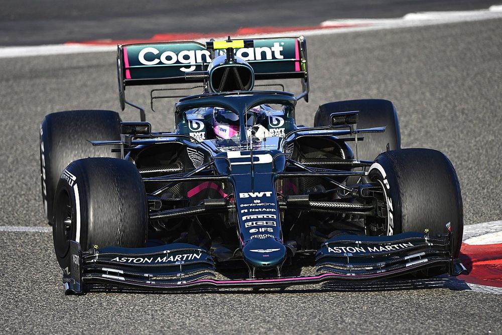 Stroll over Vettel: “Hij maakt intelligente opmerkingen”