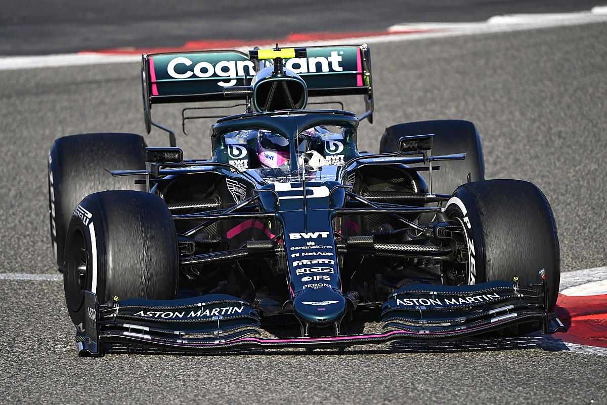 Stroll over Vettel: “Hij maakt intelligente opmerkingen”