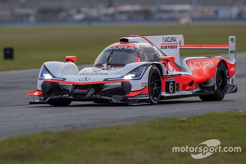 Montoya finaliza segundo su primer turno en Daytona