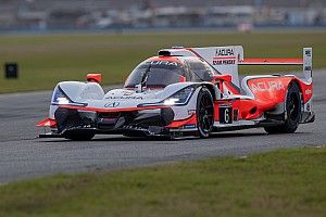 Montoya finaliza segundo su primer turno en Daytona