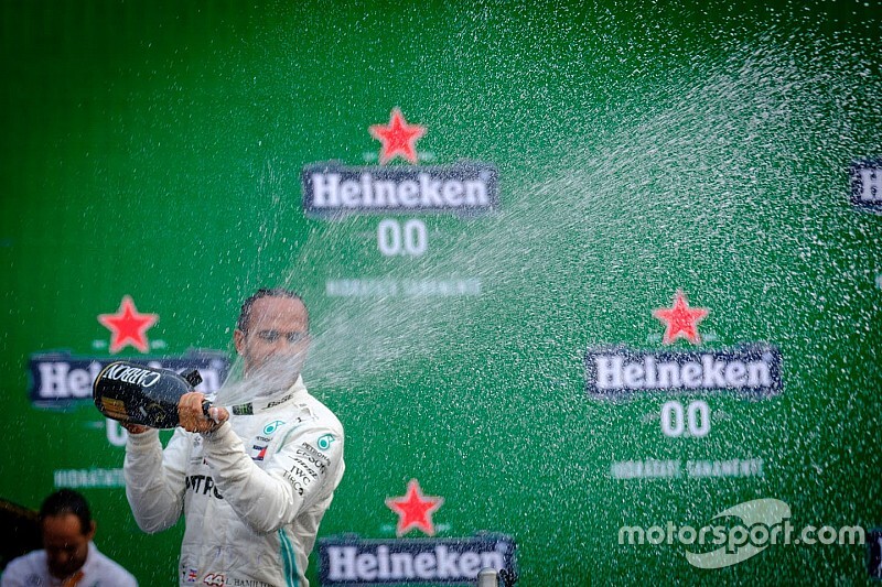 Hamilton egy nagyon nehéz évről beszél, és szerinte bármi megeshet