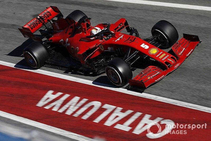 Ferrari: a Barcellona nuove ali e diverso cofano motore
