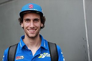 MotoGP: Rins mette all’asta il suo casco per la lotta al Covid