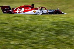 Az FIA tömeges büntetést oszthat ki, Räikkönen dobogós lehet?