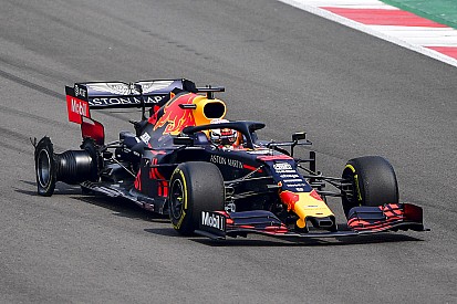 Beste teamradio van GP Mexico: "Rechtsachter lek, pas op Max"