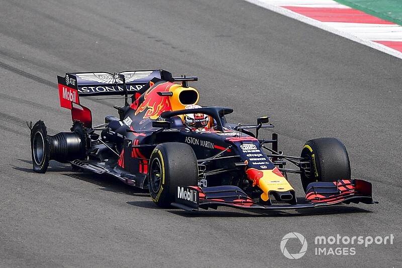 Beste teamradio van GP Mexico: "Rechtsachter lek, pas op Max"