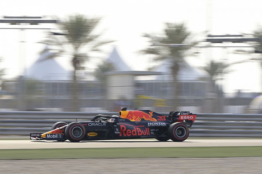 Verstappen: "Şampiyonluk için savaşırken, birbirimizin işini zorlaştırmamız normal"
