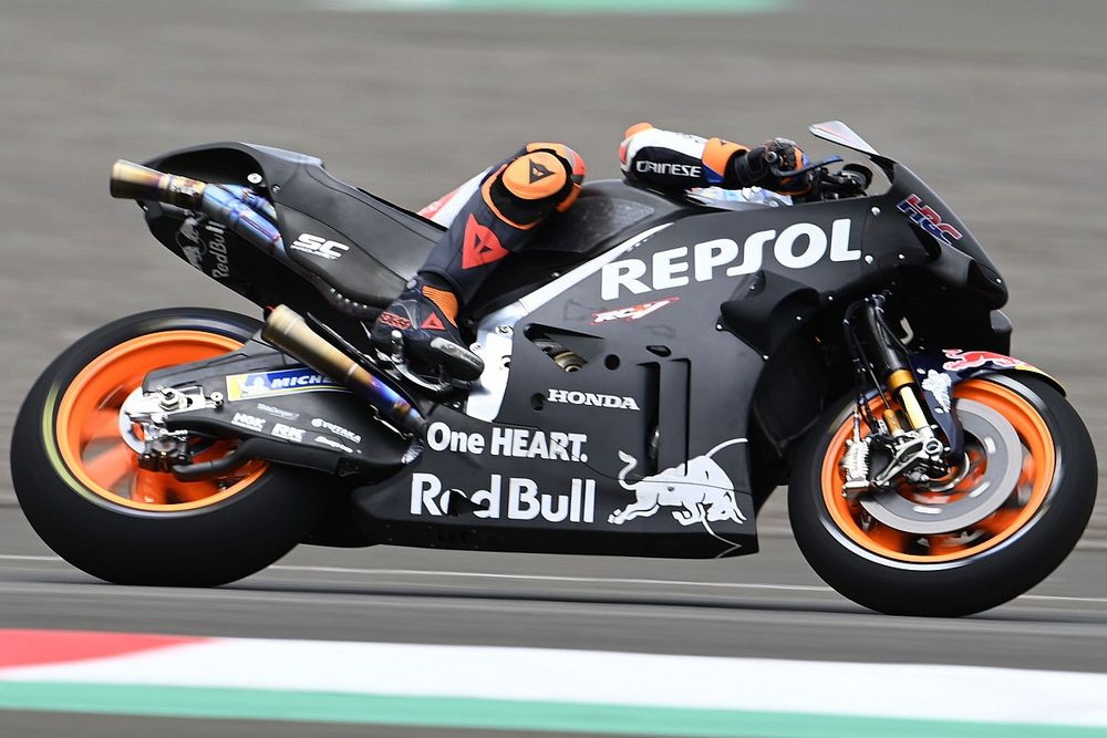 2022 Mandalika MotoGP test: Pol Espargaro fastest on filthy track