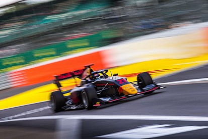 F3 Silverstone: Vips pakt pole, Armstrong tweede