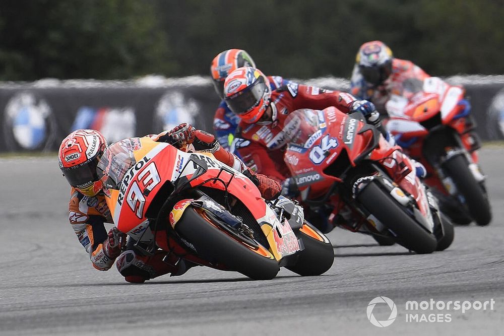 Сдвоенные Гран При и акцент на Европу. Босс MotoGP озвучил идеи календаря-2020