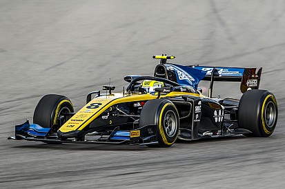 Luca Ghiotto vence en una carrera con susto
