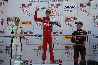 Mugello, Gara 1: Vesti trionfa davanti a David Schumacher