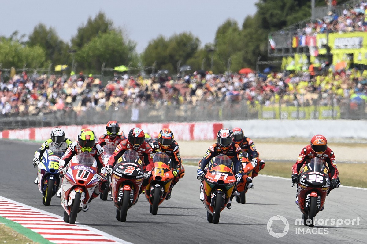 Les pilotes Moto3 rappelés à l'ordre avec fermeté