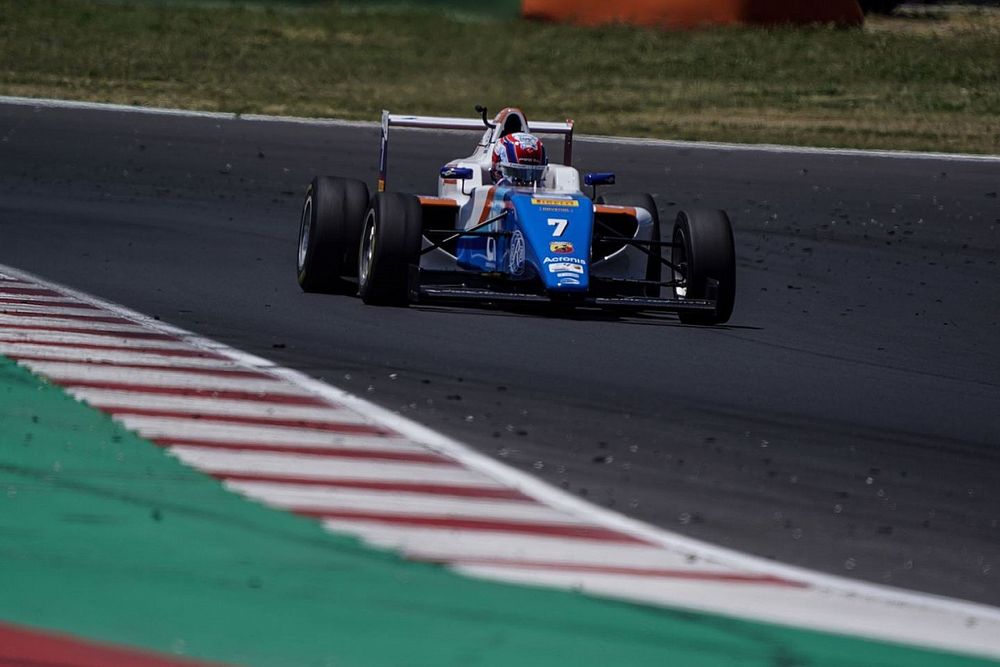 F4, Misano, Libere 2: stesso tempo per Smal e Bernier