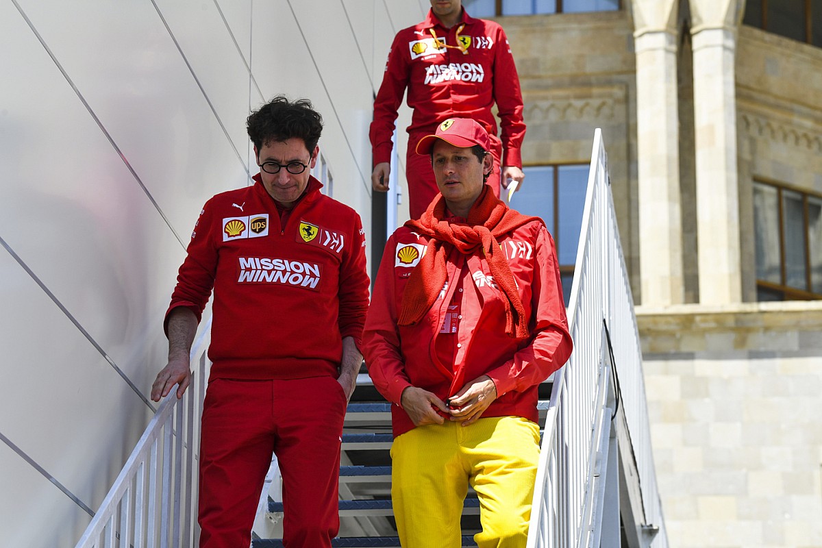 Elkann: "Ferrari her şeye 'alçakgönüllükle' baştan başlamalı"