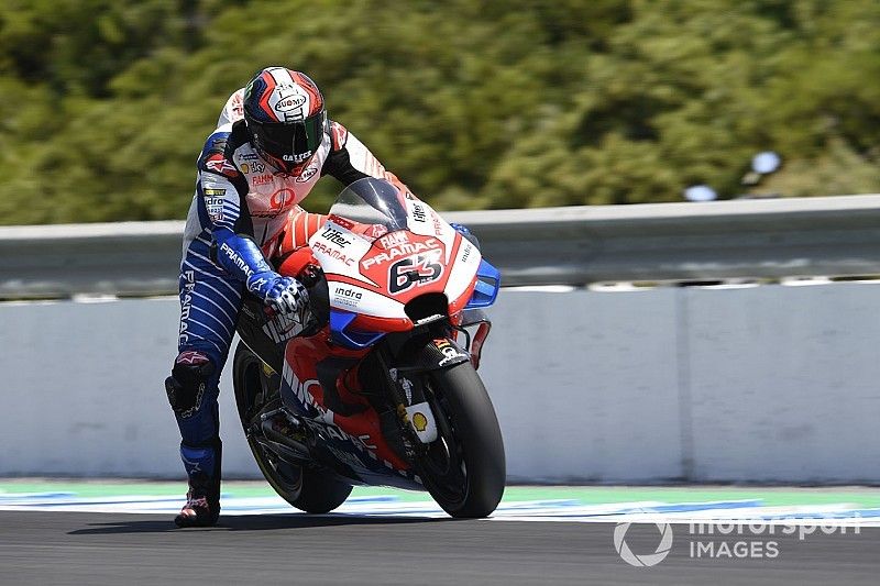 Bagnaia: “¿Despedido de la VR46 Academy? No, Valentino me felicitará”