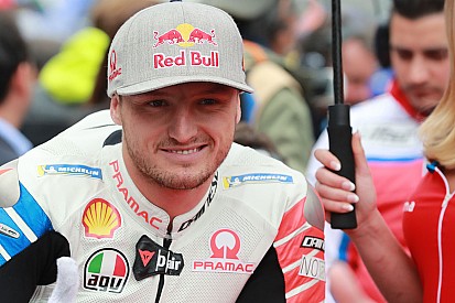 Jack Miller alla scoperta della Ducati Panigale V4 R a Barcellona