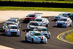 Lotti: TCR not competing with Supercars