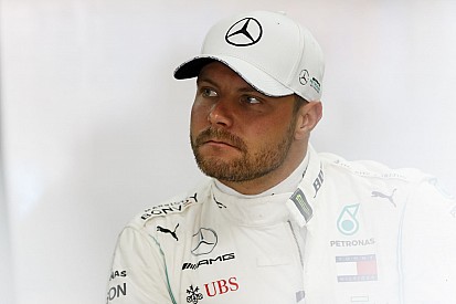 Bottas közel 60 méteres jachton ünnepelte születésnapját