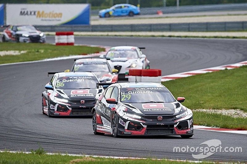 Guerrieri y Giralomi minimizan daño en Zandvoort