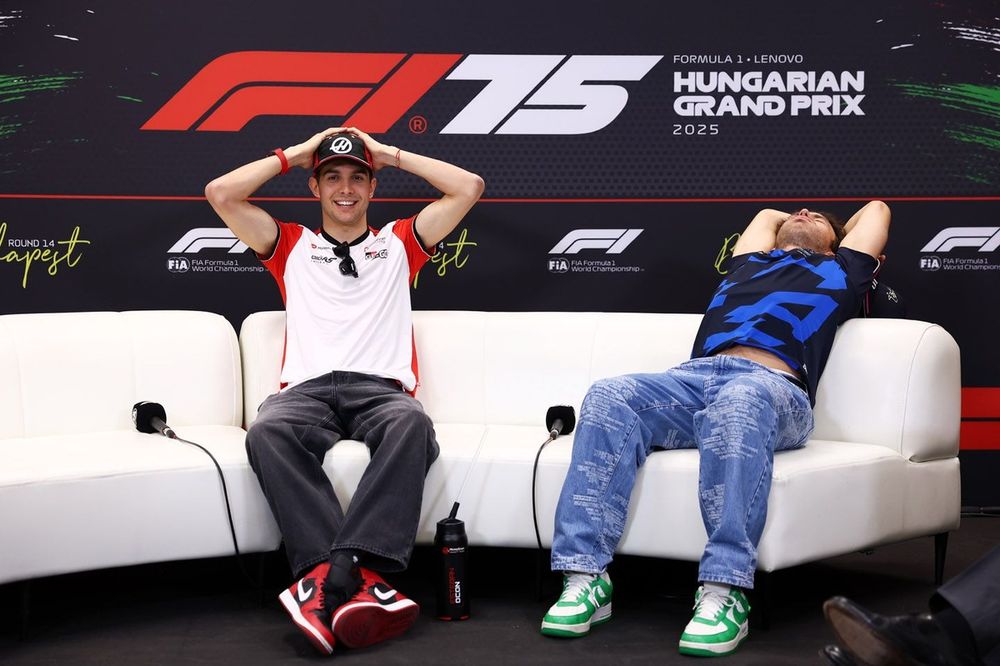 Pierre Gasly, Alpine, Esteban Ocon, Haas F1 Team