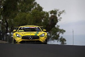 12 Ore di Bathurst: l'Aston vola ma è penalizzata, la pole va alla Mercedes di Marciello