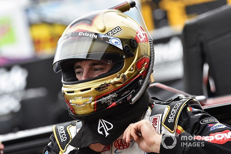 Austin Dillon uses strategy to snag Stage 2 win at Michigan