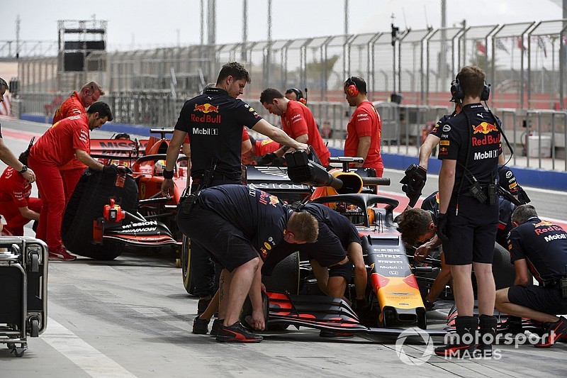 Az F1-csapatok nem akarnak zátonyra futni a négyrészes időmérővel