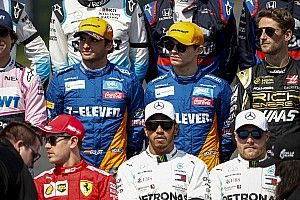 Kulisszatitkok Melbourne-ből: Vettel gratulálna Leclerc szüleinek, Ricciardo beszólt