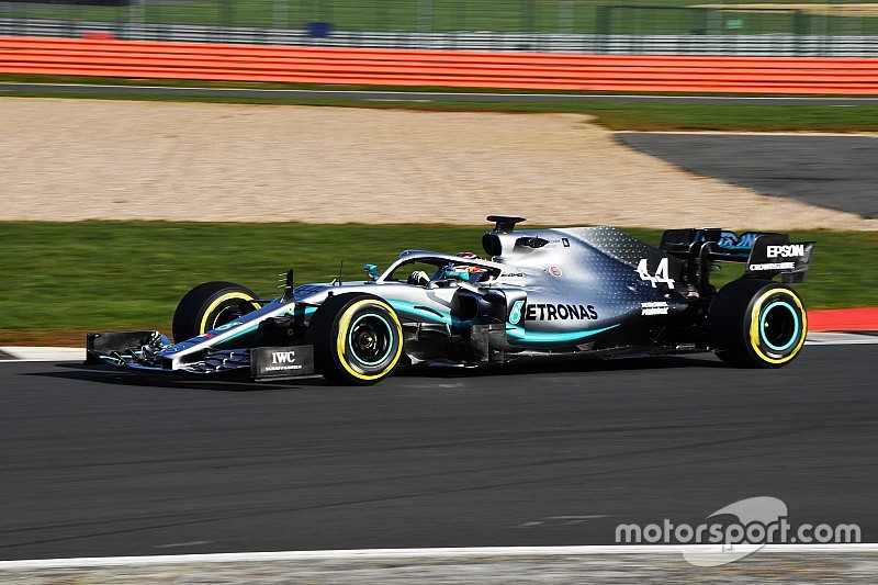 Test F1 Barcellona, Giorno 1, Line-up: Hamilton e Vettel subito in pista in Spagna
