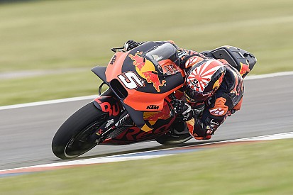 Zarco: "Nada de lo que hago con la KTM funciona"