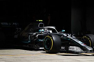 Bottas óriásit ment, és övé a kínai rajtelsőség Hamilton, valamint a két Ferrari előtt