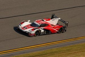 Acura odbiera Porsche dublet na Daytonie