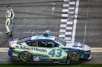 NASCAR Cup: la Daytona 500 sigue con un duelo loco para Cindric