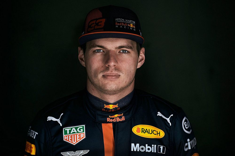 Verstappen niet van plan om 'ooit' bij Red Bull te vertrekken