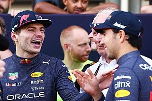 Strijdt Perez om de F1-titel? "Naast Max? Dream on!", zegt Tom Coronel