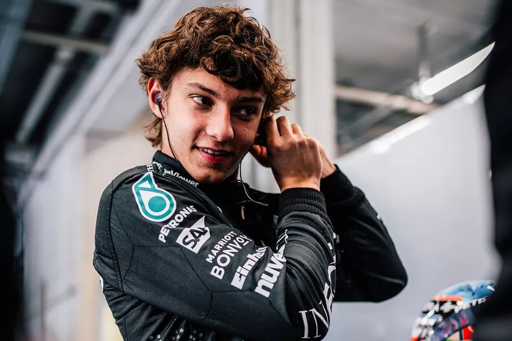 Andrea Kimi Antonelli, Mercedes W12