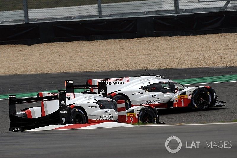 #2 Porsche Team Porsche 919 Hybrid: Timo Bernhard, Earl Bamber, Brendon Hartley, #1 Porsche Team Porsche 919 Hybrid: Neel Jani, Andre Lotterer, Nick Tandy