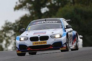 Brands Hatch BTCC: Turkington wins from 15th to set up showdown