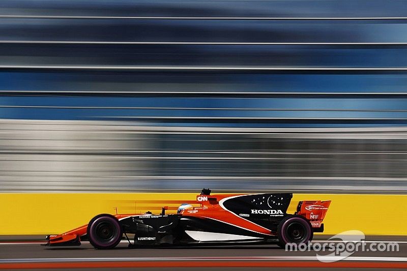 Alonso : La McLaren perd 3 secondes en ligne droite à Sotchi