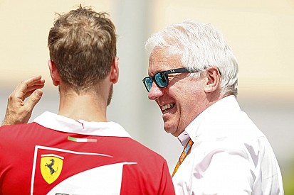 La emotiva carta de los pilotos de F1 a Whiting leída por Vettel