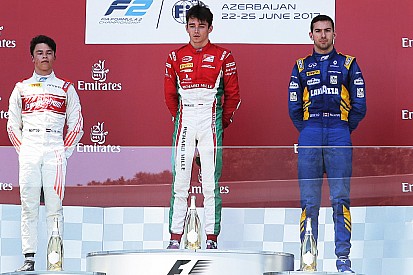 Leclerc vence corrida 1 encurtada por bandeira vermelha